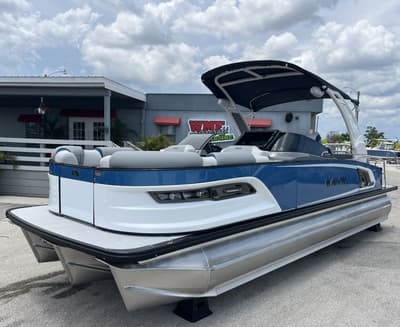 BOATZON | Avalon 2585 Excalibur LTD Windshield Flex Lounge Tri Toon Mercury 425hp V10 2027 BOATZON | Avalon 2585 Excalibur LTD Windshield Flex Lounge Tri Toon Mercury 425hp V10 2027