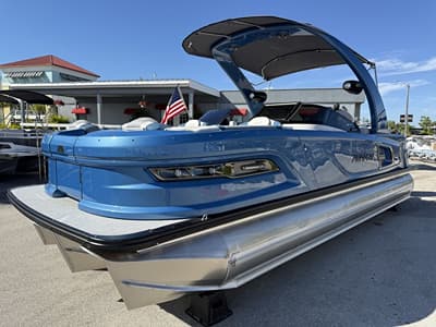 BOATZON | Avalon 2585 Excalibur Quad Lounge Windshield Shift Tri Toon Mercury 400hp V10 2026