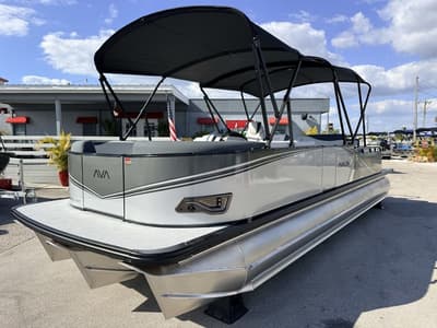 BOATZON | Avalon 2585 LSZ Entertainer Swingback Lounger Tri Toon High performance 2026