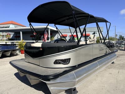 BOATZON | Avalon 2585 LSZ Quad Lounger Shift Tri Toon High Performance 2026