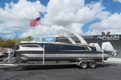 BOATZON | Avalon 2785 Excalibur LTD Quad Lounge Shift Windshiled  Twin Mercury 400s  JPO 2026