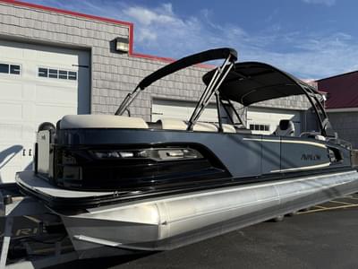 BOATZON | Avalon 2785 Excalibur LTD Quad Lounge Tri Toon High Performance Mercury 400hp 2025