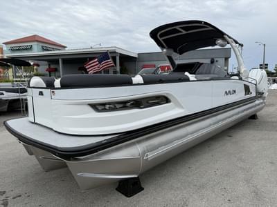 BOATZON | Avalon 2785 Excalibur LTD Quad Lounge Windshield Twin Mercury 425hp V10s 2026