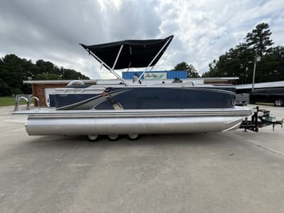 BOATZON | Avalon Avalon LSZ Quad Lounge  23 FT 2027