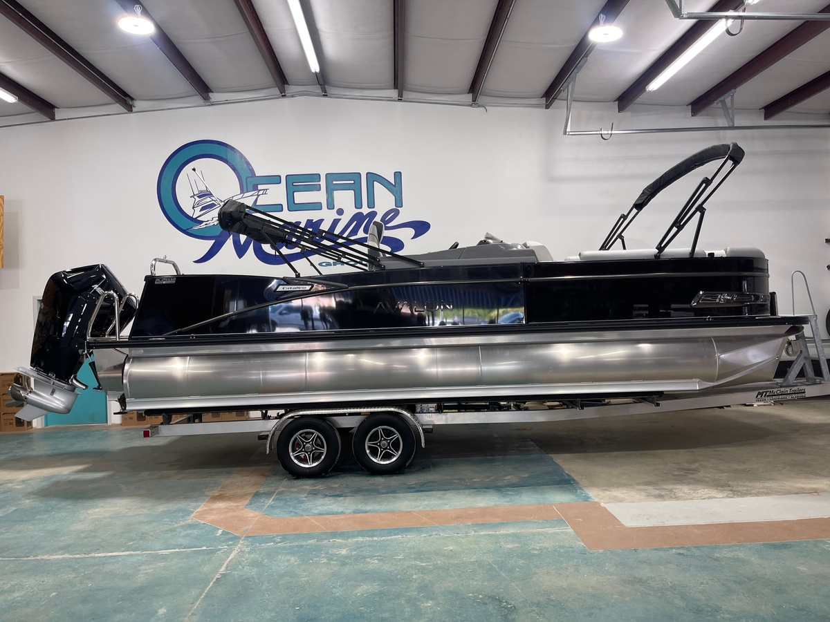 2025 Avalon CAT VRB25T - Sold Boat