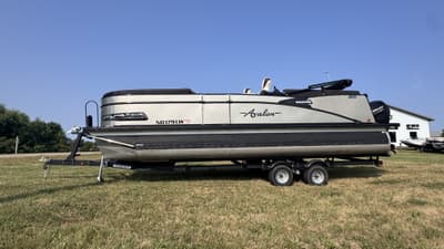 BOATZON | Avalon CATALINA 2385 QUAD LOUNGE 2023
