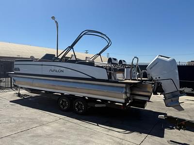 BOATZON | Avalon Catalina 2585 QLS Windshield 2025 BOATZON | Avalon Catalina 2585 QLS Windshield 2025