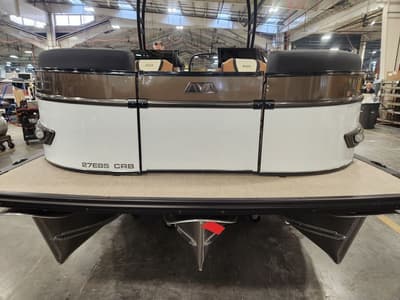 BOATZON | Avalon Catalina Cruise Rear Bench Windshield 25 FT 2026 BOATZON | Avalon Catalina Cruise Rear Bench Windshield 25 FT 2026