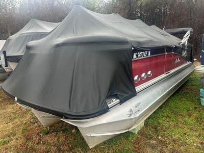 BOATZON | Avalon Catalina Platinum Quad Lounge 25 2017