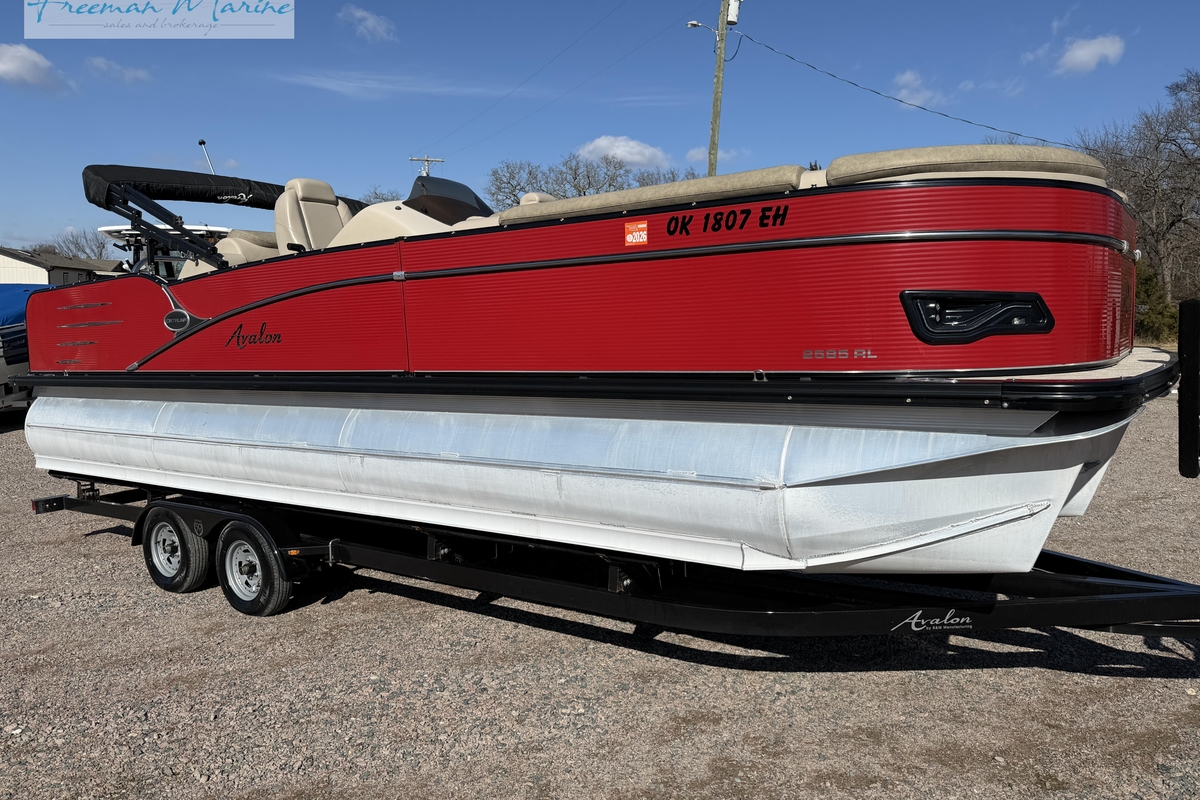 2019 Avalon Catalina Quad Lounge  25 - Sold Boat