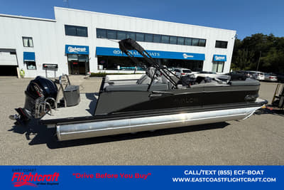 BOATZON | Avalon Catalina Quad Lounger 23 FT 2025