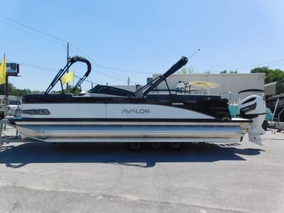 BOATZON | Avalon Catalina Quad Lounger 25 FT 2026 BOATZON | Avalon Catalina Quad Lounger 25 FT 2026
