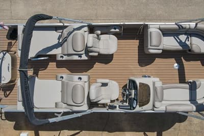 BOATZON | Avalon Catalina Rear Lounge  23 2018