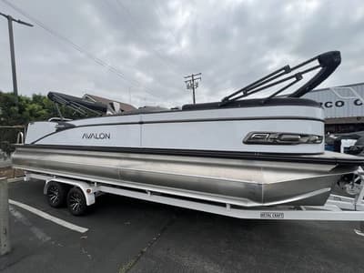 BOATZON | Avalon Catalina Versatile Rear Lounger 25 FT 2025 BOATZON | Avalon Catalina Versatile Rear Lounger 25 FT 2025