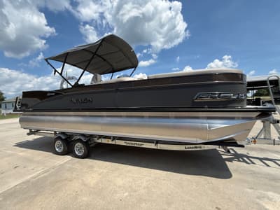 BOATZON | Avalon Catalina Versatile Rear Lounger  25FT 2027