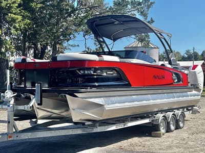 BOATZON | Avalon Excalibur LTD 25 Twin Quad Lounge Windshield  Triple Toon TWIN MOTORS 2025