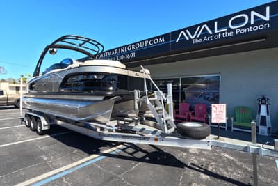 BOATZON | Avalon Excalibur LTD Elite Windshield  25 2026