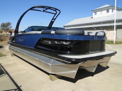 BOATZON | Avalon Excalibur LTD Quad Lounge Windshield 25 FT 2026 BOATZON | Avalon Excalibur LTD Quad Lounge Windshield 25 FT 2026