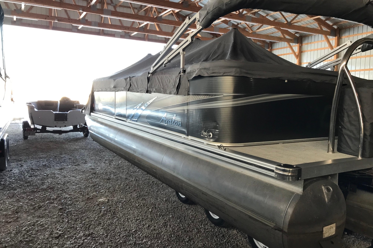 2017 Avalon GS Cruise  23 - Sold Boat