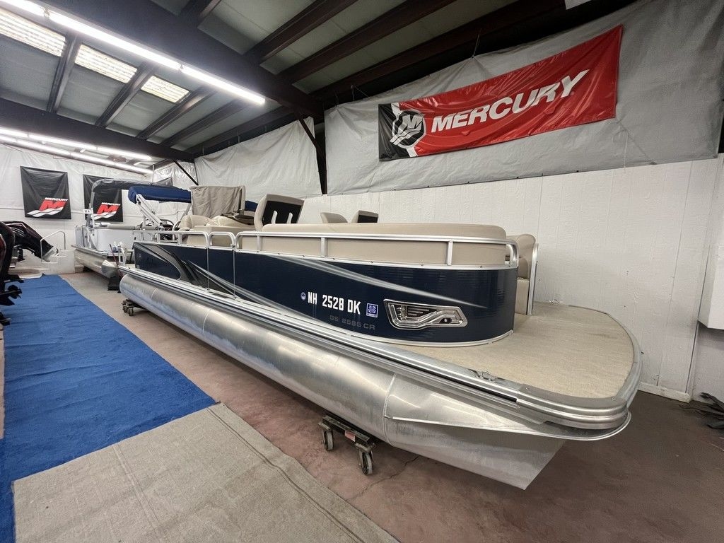 2017 Avalon GS Cruise 25 - Sold Boat