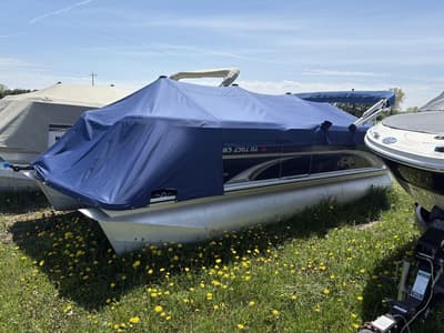 BOATZON | Avalon LS Cruise 21 with 50hp Yamaha 2013 BOATZON | Avalon LS Cruise 21 with 50hp Yamaha 2013