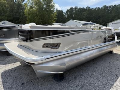 BOATZON | Avalon LSZ  23 FT Quad Lounger Switchback 2026