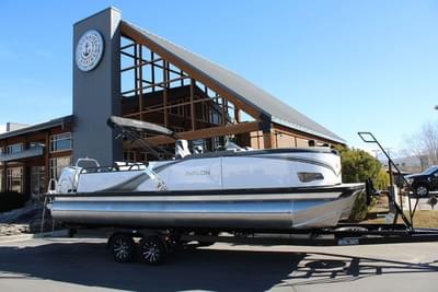 BOATZON | Avalon LSZ 2385 Versatile Rear Lounger 2025 BOATZON | Avalon LSZ 2385 Versatile Rear Lounger 2025
