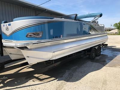 BOATZON | Avalon LSZ Elite Windshield 2023 BOATZON | Avalon LSZ Elite Windshield 2023