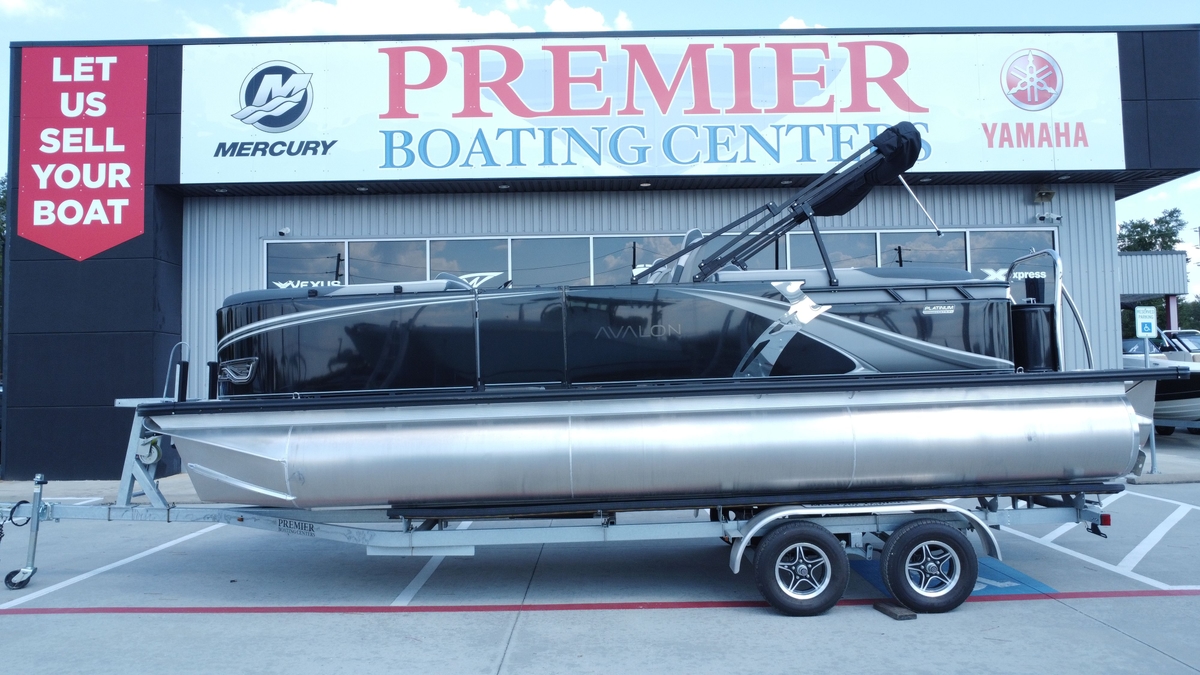 2025 Avalon LSZ QL23T - Sold Boat