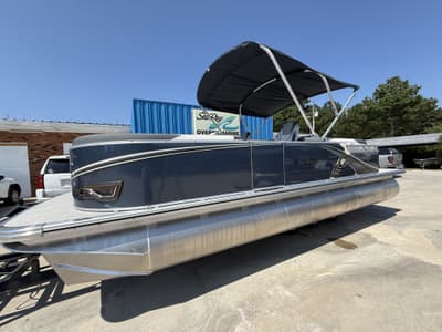 BOATZON | Avalon LSZ Quad Lounge  23 FT 2027