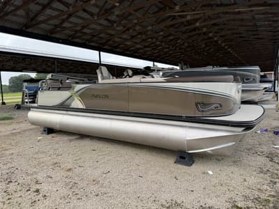 BOATZON | Avalon LSZ Quad Lounger Shift  23 FT 2027