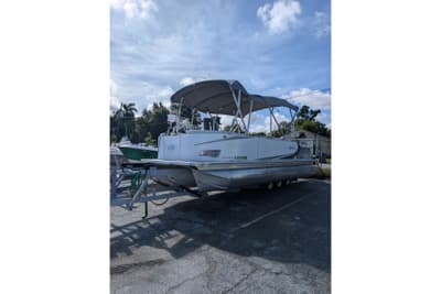 BOATZON | Avalon LSZ Rear Fish  24 2019