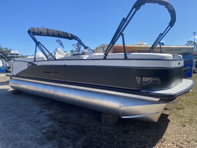 BOATZON | Avalon Luxury Pontoons CATALINA 2585 QUAD LOUNGER 2026