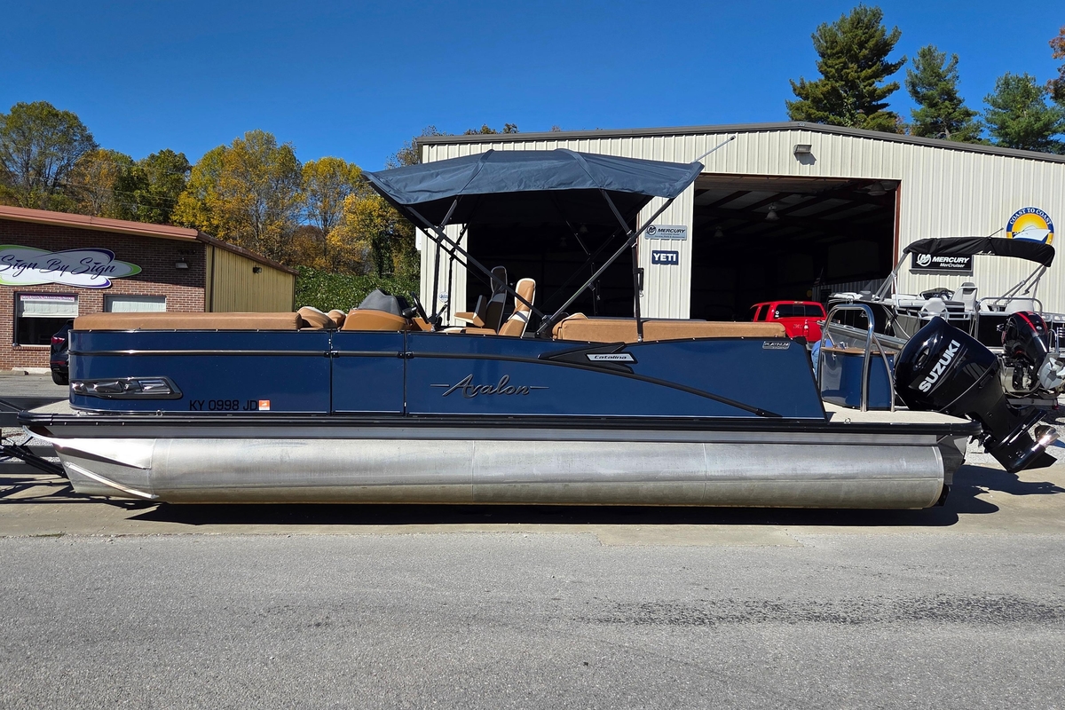 2023 Avalon Platinum 2385 Catalina Quad Lounger - Sold Boat