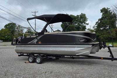 BOATZON | Avalon Platinum LSZ 2385 Sport Arch Cruise Rear Bench 2026