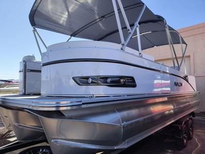 BOATZON | Avalon /Tahoe Pontoon Boats Catalina Platinum 2585 Quad Lounger Shift 2026