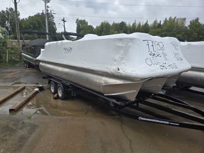 BOATZON | Avalon VEN 2180 Quad Lounge 2027