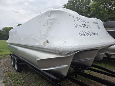 BOATZON | Avalon VEN 2180 Quad Lounge 2027