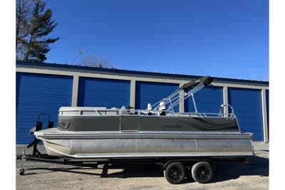 BOATZON | Avalon Venter 85 Versatile Rear Bench 2025 BOATZON | Avalon Venter 85 Versatile Rear Bench 2025