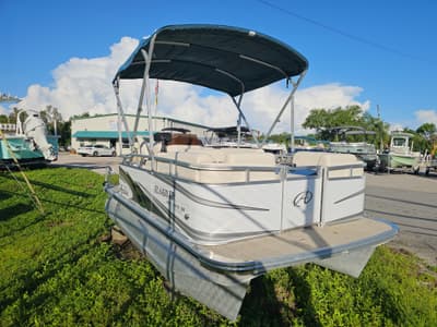 BOATZON | Avalon Venture 1475 Cruise 2022