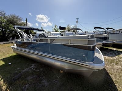 BOATZON | Avalon Venture 21 REAR FISH90HP 2026
