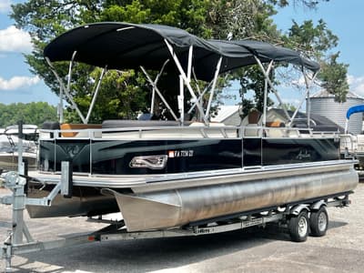 BOATZON | Avalon Venture 85 25 Quad Lounge 2023