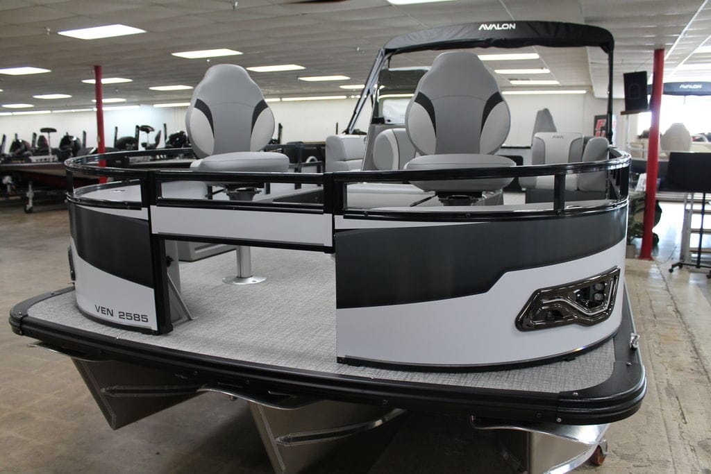 New Avalon Venture 85 Center Console Fish 25 FT 2025 for sale in