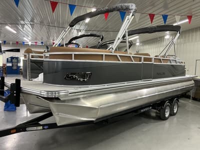 BOATZON | Avalon Venture 85 Cruise Rear Bench 25ft 2027