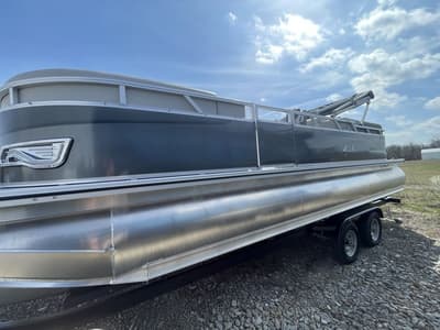 BOATZON | Avalon VENTURE 85 QL 2024