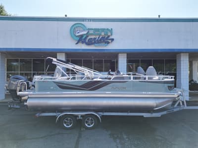 BOATZON | Avalon Venture 85 Quad Fish  21 2026