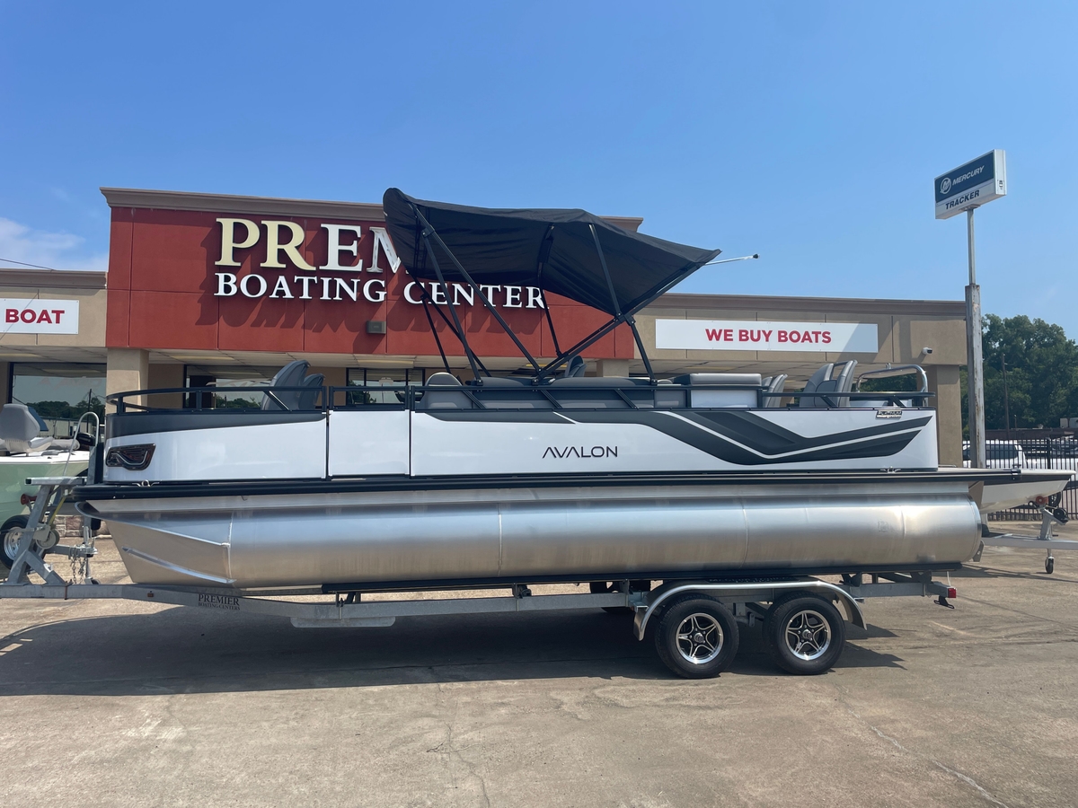 2025 Avalon Venture 85 Quad Fish  23 - Sold Boat