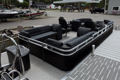 BOATZON | Avalon Venture 85 Quad Lounge  23 FT 2026
