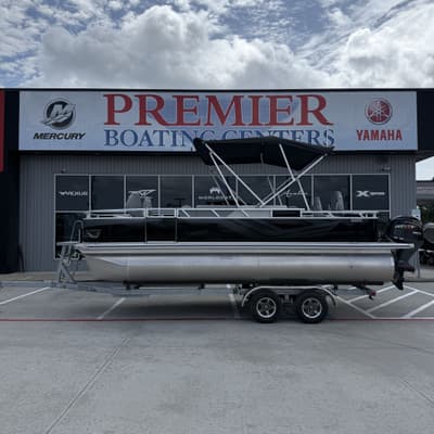 BOATZON | Avalon Venture 85 Rear Fish  21 2026