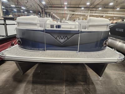 BOATZON | Avalon Venture 85 Rear Fish 23 FT 2026